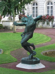 Statue in Montargis - Montargis, Frankreich, Statue, Legende, Hund