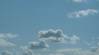 Wolkenformation - Himmel, Wolken, Wetter, Cumulus, Cumuluswolken, weiß, blau, Schönwetter, Sommer, Meditation