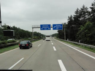 Autobahn2 - Autobahn, A7, A27, Hinweisschilder, Ausfahrt, blau, Autobahndreieck, dreispurig