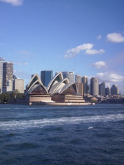 Oper von Sydney - Wasseransicht - Oper, Musik, Sydney, Australien, Kunst, Design, Architektur, Bauwerk, Gebäude, gigantisch, Wahrzeichen