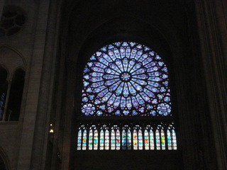 Rosettenfenster Notre Dame  - Paris, Notre Dame, Notre-Dame de Paris, Kirche, Sehenswürdigkeit, Rosette, Glasfenster, Gotik, gothique, rosace, rund, Kreis, Fenster, Fensterrose, Glaskunst, bunt