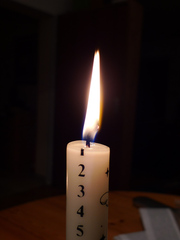 Dezemberkerze - Kerze, Licht, Kerzenschein, Meditation, Schreibanlass