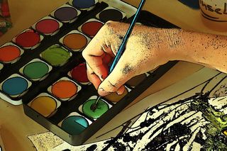 Malen mit dem Pinsel - Cartoon - Pinsel, malen, tuschen, Farbe, Deckfarbe, Wasserfarbe, Farbauftrag, Kunst, Kunsterziehung, Farbkasten, Tuschkasten, Malkasten, Deckfarbkasten, Wasserfarbkasten, wasserlöslich, nicht deckend