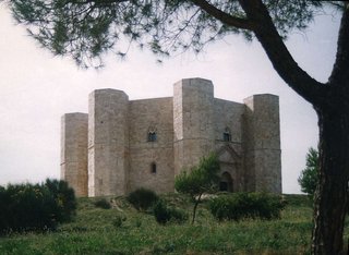 Castel del Monte - Schloss, Mittelalter, Friedrich II Barbarossa, Kastell, Castel del Monte, Süditalien, Italien, Apulien, Turm, Türme, Achteck