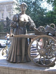 Molly Malone - Molly Malone, Denkmal, Dublin, Fischverkäuferin, Statue, Handwagen
