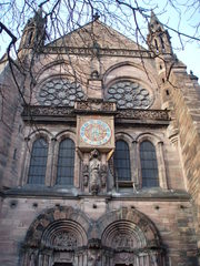 La cathédrale de Strasbourg - das Strassburger Münster 3 - Münster, Kathedrale, Sandstein, Rosette, Fensterrose, Uhr