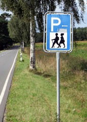 Wandererparkplatz - Parkplatzschild, Schild, Verkehrsschild, Wandererparkplatz, wandern, parken, Parkplatz, Richtzeichen
