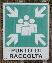 Hinweisschild Treffpunkt - Punto Di Raccolta - Hinweisschild, italienisch