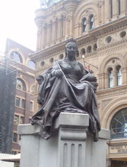 Queen Victoria-Denkmal in Australien - Queen Victoria, Denkmal, Australien, Australische Geschichte, Britisches Reich, British Empire, Kolonien, Colonialism
