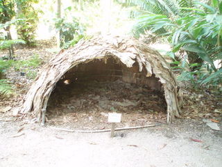 Aboriginal Hut - Aborigines, Aboriginal People, Australia
