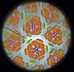 Kaleidoskop #1 - Kaleidoskop, Optik, Rohr, Glas, Spiegel, spiegeln, Symmetrie, Formen, Muster