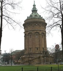 Wasserturm in Mannheim - Wasserturm, Turm, Rundturm, Wahrzeichen, Kulturdenkmal, Tritonenbrunnen, Bauwerk des Historismus, Gustav Halmhuber