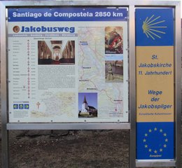 Übersichtsschild des Jakobsweges an St. Jakob in Bamberg - Jakobsweg, Pilgerreise, Santiago de Compostela