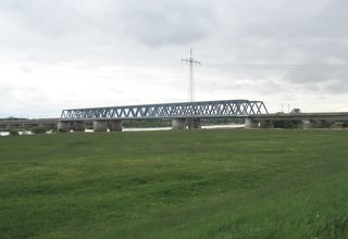 Eisenbahnbrücke über die Elbe nördlich von Tangermünde #1 - Eisenbahn, Brücke, Elbe