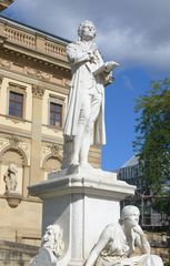 Schillerdenkmal #1 - Schiller, Klassik, Klassiker, Literatur, Literat, Dichter, deutsche Literatur, Statue, Standbild, Denkmal