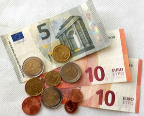 Euro 31,57 - Geld, Münzen, Münze, Scheine, Schein, Geldschein, Zahlen, bezahlen, Euro, Summe, Wechselgeld, wechseln, Währung, Daf