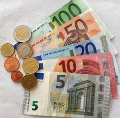 Euro 188,86 - Geld, Münzen, Münze, Scheine, Schein, Geldschein, Zahlen, bezahlen, Euro, Summe, Wechselgeld, wechseln, Währung, Daf