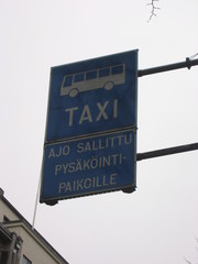 finnisches Verkehrsschild  - Verkehr, Verkehrsschild, Sprachen, Finnisch, blau