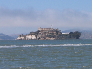 Alcatraz aus der Ferne - Alcatraz, Amerika, USA, Gefängnis, Kalifornien, San Francisco, Hochsicherheitsgefängnis, Insel