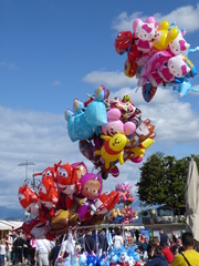 Luftballons - Luftballons, Jahrmarkt