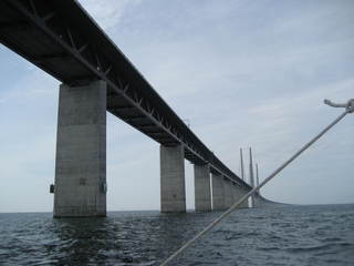 Öresundbrücke - Brücke, technisches Bauwerk, Öresundbrücke, Perspektive, Fluchtlinie, Meer, Verkehrsweg, Pfeiler