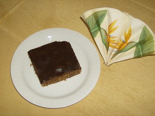 Schokoladenbrot - Blechkuchen, Schokolade, Schokoladenguss, Rührmasse, Nüsse, Kuchen, Kuchenstück