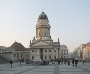 Berlin - Französischer Dom - Kuppel, Neobarock, Berliner Hugenottenmuseum