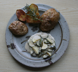 Rosmarin-Kartoffeln mit Zucchini-Gemüse - Rosmarin, Kartoffeln, Beilage, vegetarisch, Zucchini, Backblech