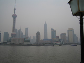China - Shanghai - China, Shanghai, Großstadt, Architektur, Wolkenkratzer, Bauwerke, Fernsehturm, Jinmao Tower, Huangpu River, Smog