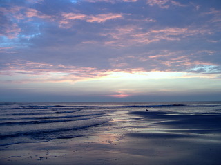 Sonnenuntergang an der Nordsee - Meer, Abend, Sonnenuntergang, Nordsee, St.Peter-Ording, Wasser, Wellen, Sand, Dämmerung, blau, Blautöne, kalte Farben