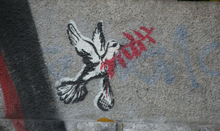 Friedenstaube - Friedenstaube, Friede, Taube, Graffiti, Gewalt, Gewaltfreiheit, Schreibanlass