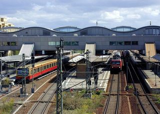 Hauptbahnhof Potsdam - Verkehr, Bahnhof, S-Bahn, Regionalzug, Gebäude, Schienen, Zug, Bahn