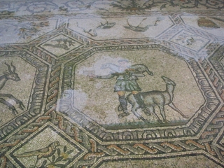 römisches Mosaik - Römer, Mosaik, Kirche, Basilika, Stein, Schäfer, Italien, Aquileia, Maltechnik, Altertum, Mosaikkunst