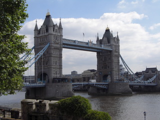 Tower Bridge - London, England, Tower Bridge, Brücke, Fluss, Themse, Straßenbrücke, Neugotik