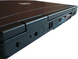 Notebookbestandteile #04 - Informatik, Notebook, Rechner, Laptop, tragbar, Anschlüsse, USB, Stromversorgung, VGA