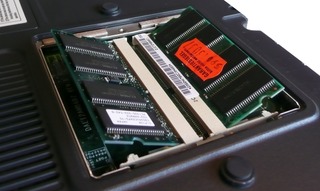 Notebookbestandteile #12 - Informatik, Notebook, Rechner, Laptop, tragbar, RAM, Arbeitsspeicher, RAM-Slot