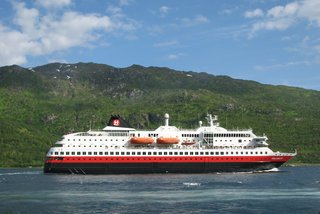 Norwegisches Postschiff - Norwegen, Postschiff, Hurtigruten, Verkehr, Schiff, Geographie, Richard With