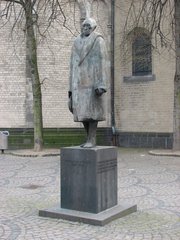 Köln, Denkmal Konrad Adenauer an der Apostelnkirche - Denkmal, Köln