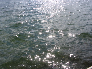 Sonnenstrahlen auf dem Wasser #2 - Sonnenstrahlen, Wasser, Reflexion, reflektieren, Spiegelung, Meditation, Schreibanlass